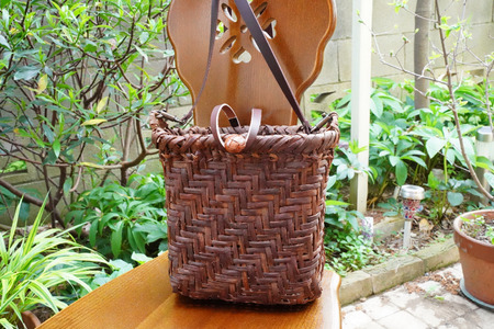 山葡萄の蔓 B級品 1キロ 山葡萄の蔓 B級品 1キロ 山葡萄蔓1キロ④