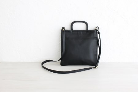 BE-014 大人のサコッシュ 2wayレザーショルダーバッグ Square/L 大きい