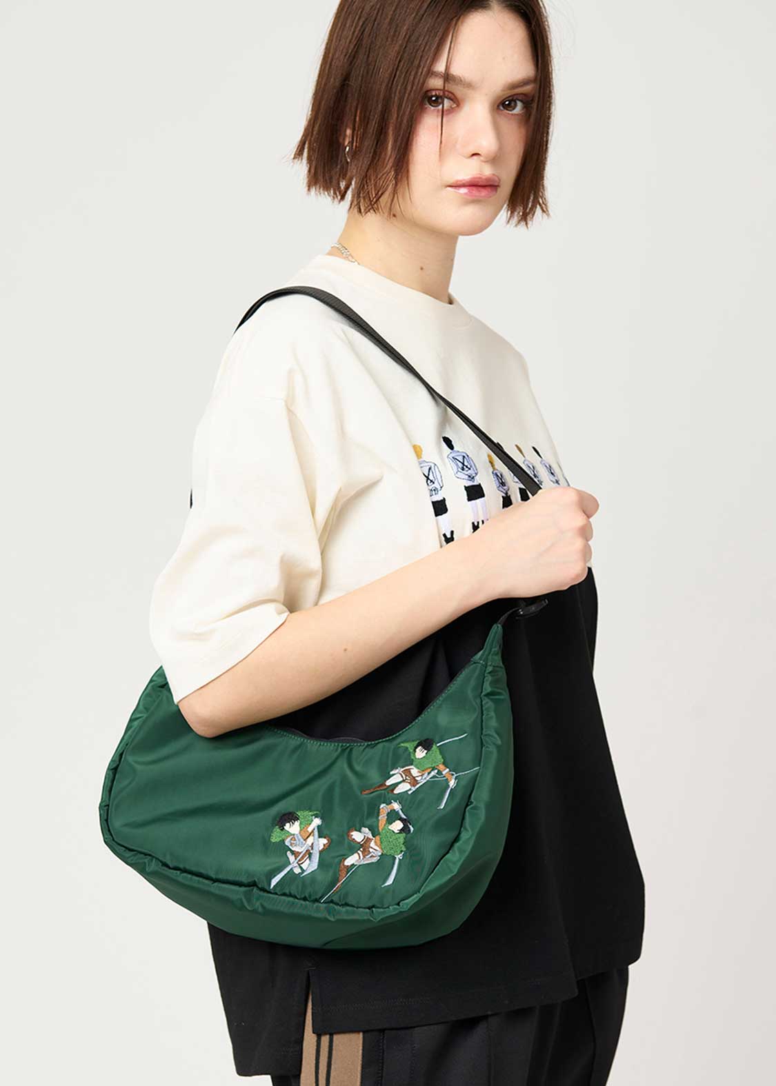 人類最強の兵士｜ミニショルダーバッグ｜ユニセックス｜グラニフ