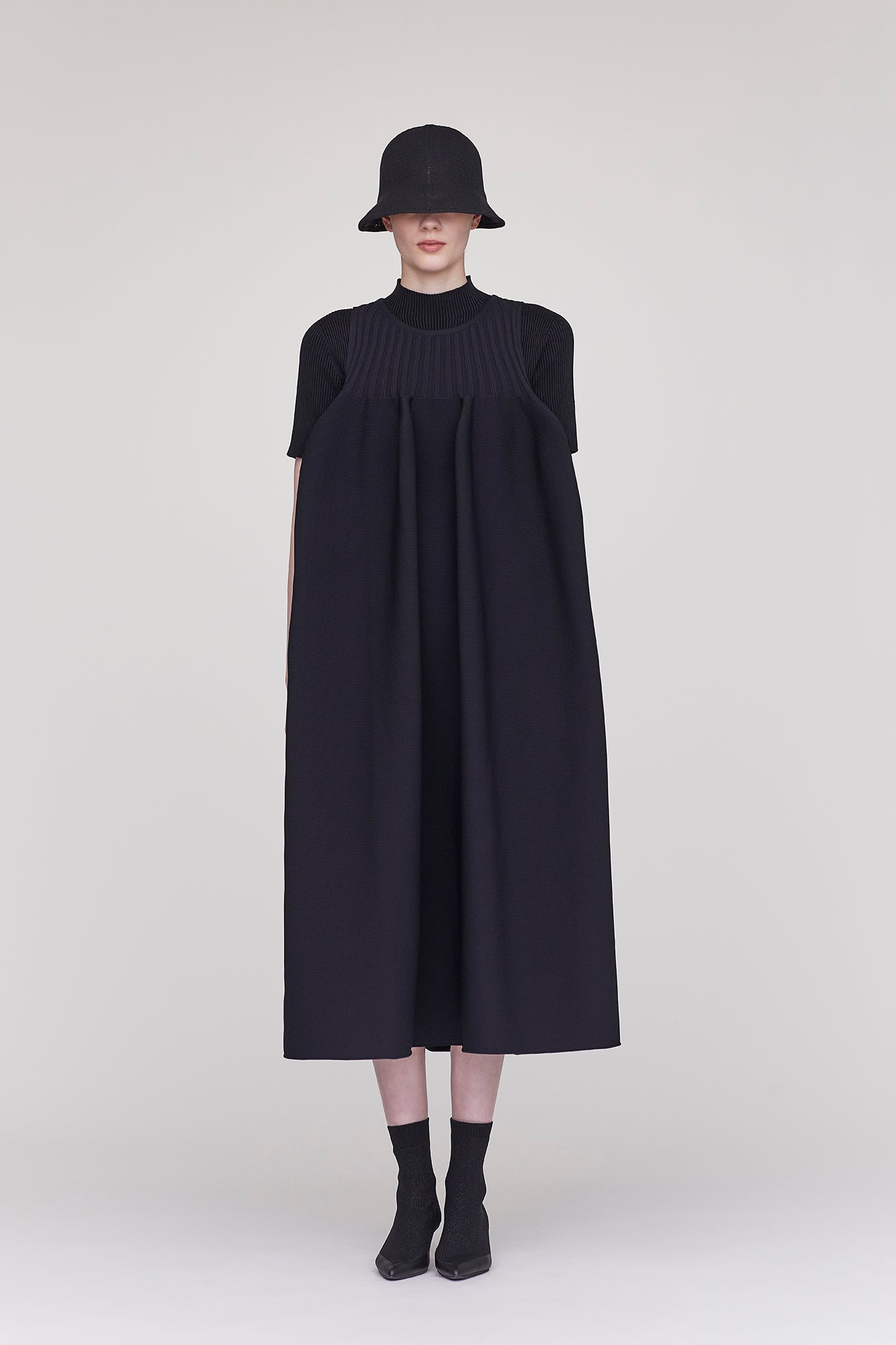 MESH KNIT ASYMMETRIC HAT