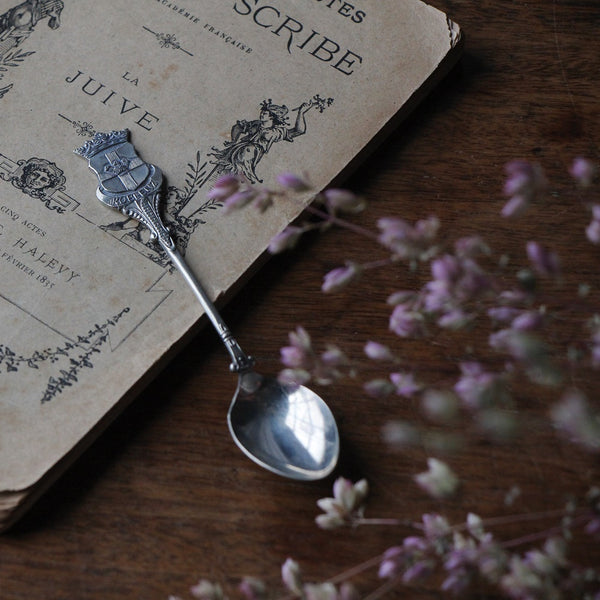 王冠モチーフのティースプーン（2x11.5cm） イギリスアンティーク