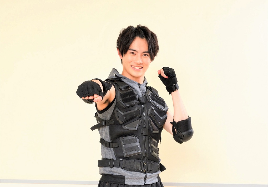 子どもたちに夢を届けたい「仮面ライダーリバイス」主演・前田拳太郎