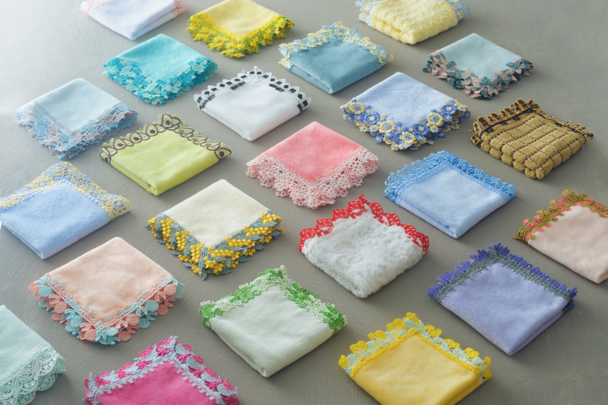 近沢レース店のスタッフに聞きました！思い入れのある「ハンカチ