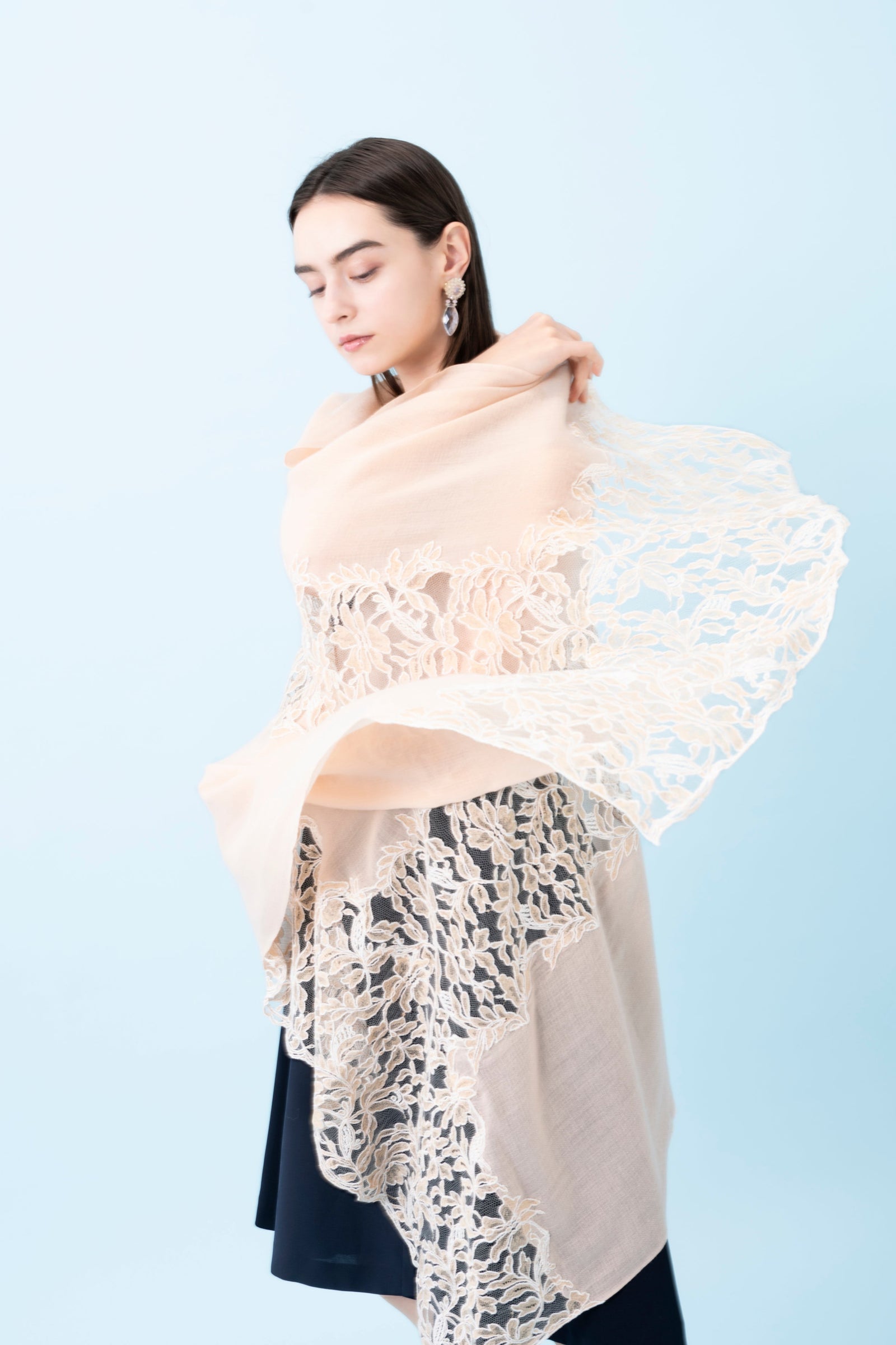 nina_642_1600x.jpg?v=1746757339