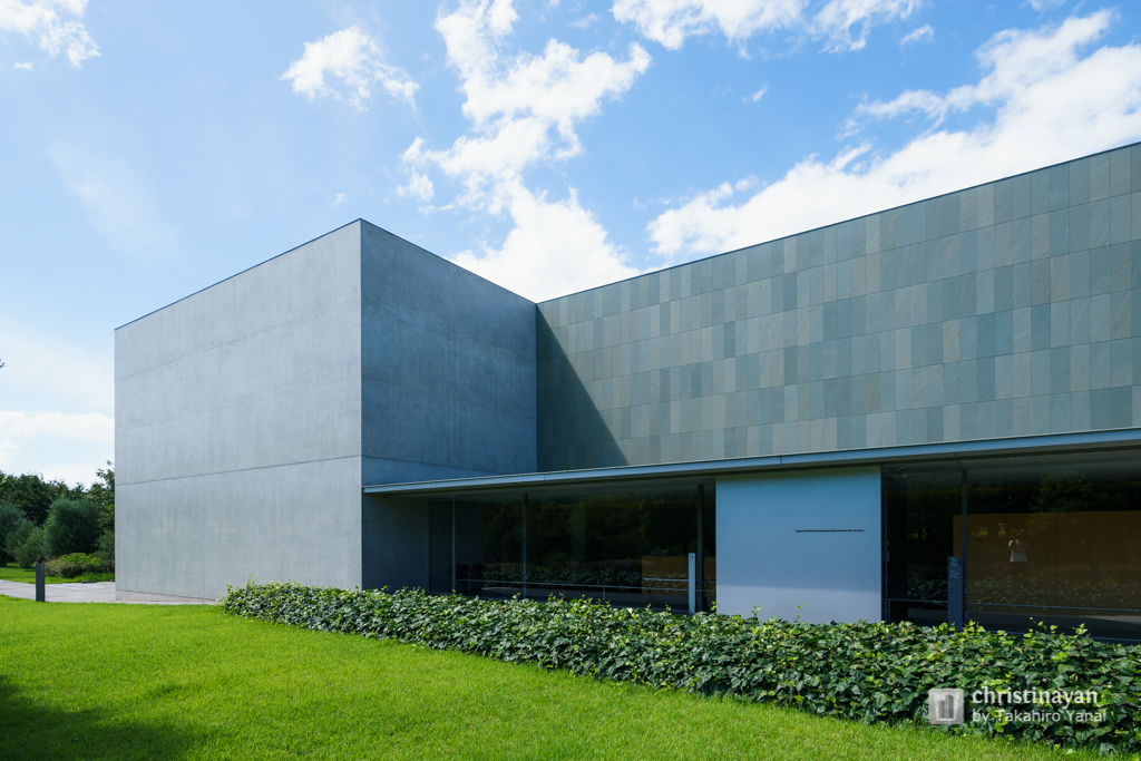 東山魁夷せとうち美術館 / 谷口吉生｜谷口設計(Exterior view of