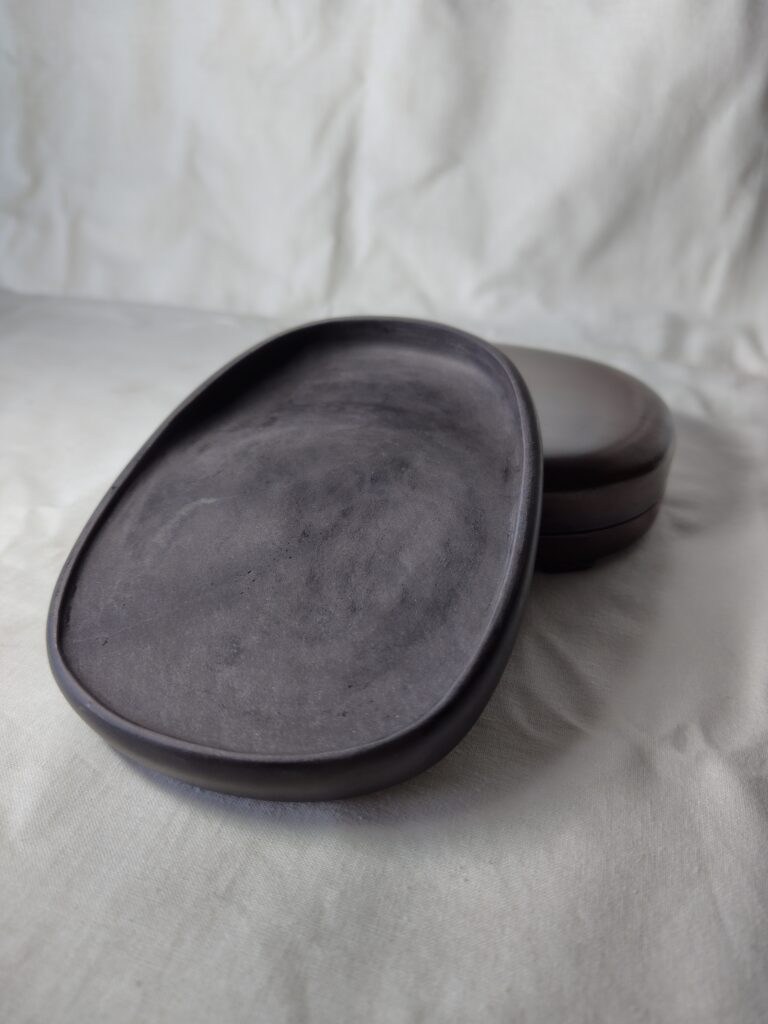 端渓硯の違いって何？｜麻子坑・坑仔巌・老坑など -古本古書・書道用品