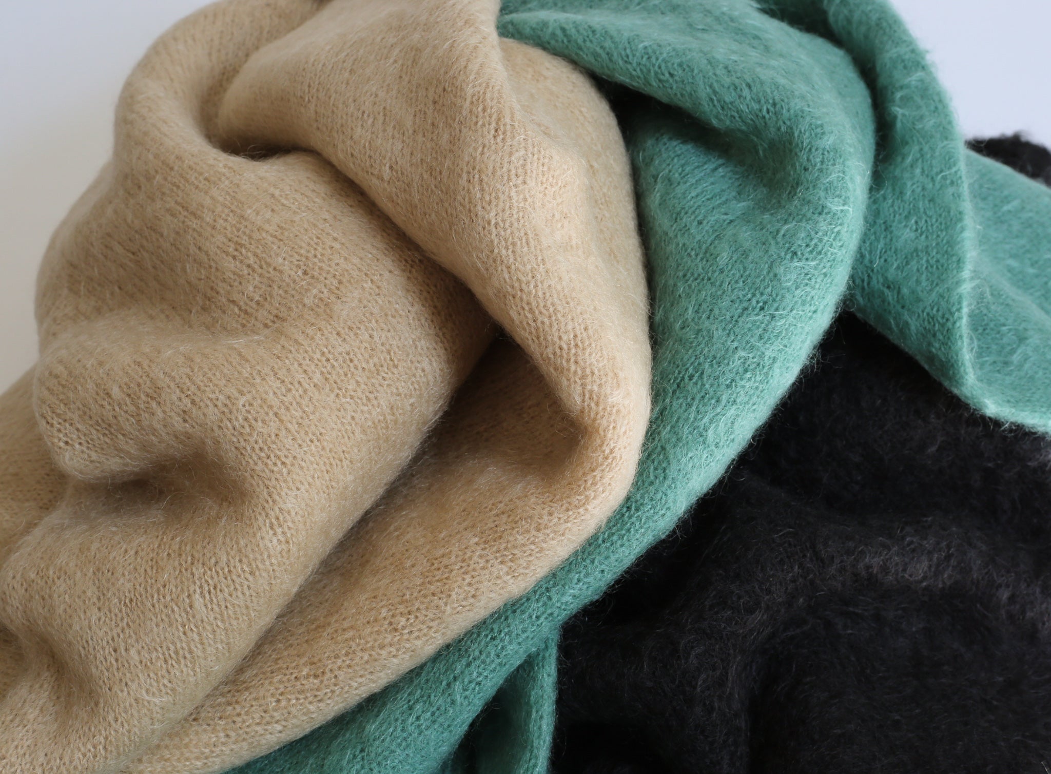 AURALEE BRUSHED SUPER KID MOHAIR KNIT P/O – Chum!