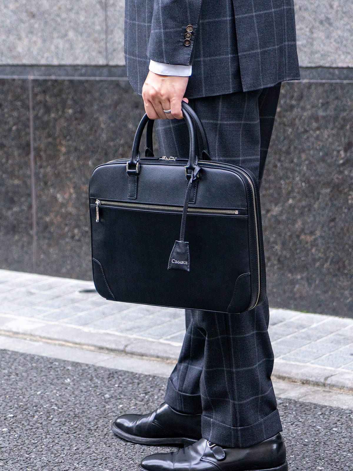 グレンⅡコンパクトブリーフケース | ビジネスバッグ（革） | CIMABUE