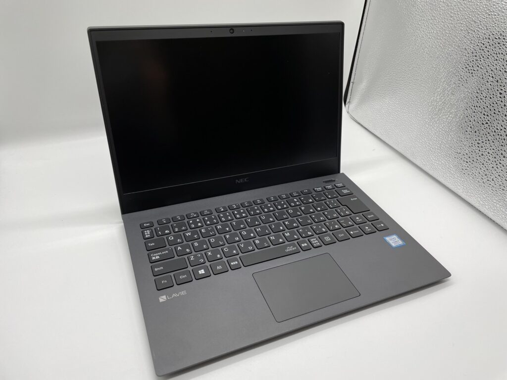 021.NEC LAVIE 【第8世代 Core i7-8565U/SSD256G/メモリ8G】 | 中古