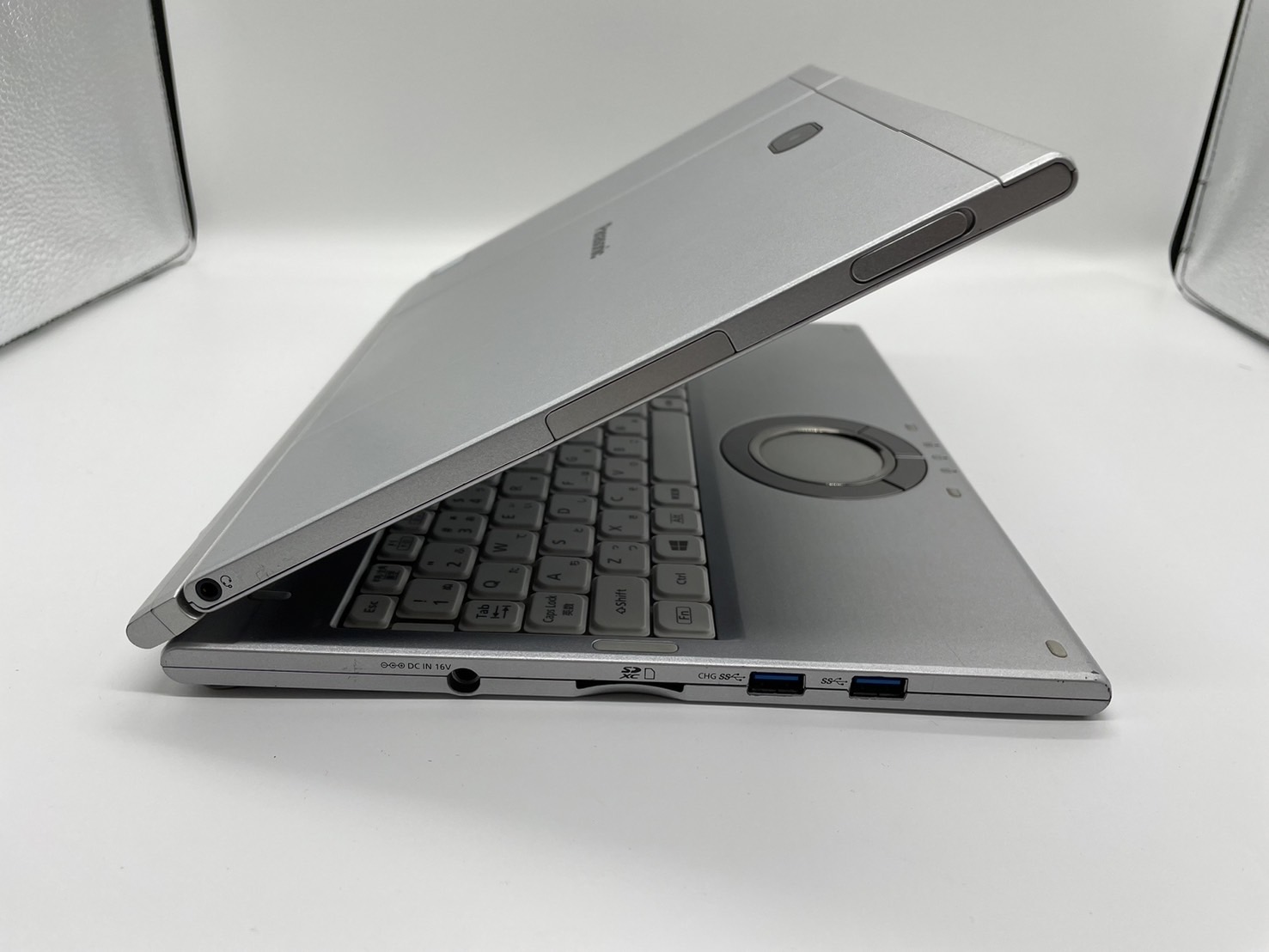 030.Panasonic Let's note 【第7世代 Core i5 7300U/SSD256G/メモリ8G