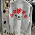 プレイ コムデギャルソン トラックジャケット ワンポイント赤ハート