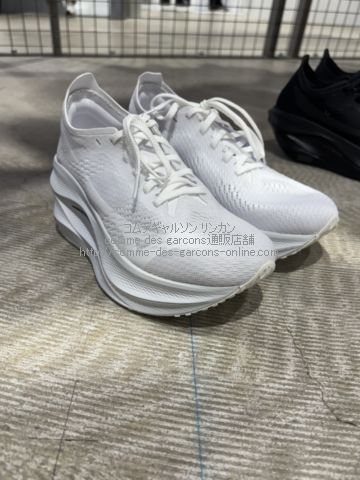 スニーカー・レザーシューズ（革靴）など-コムデギャルソン