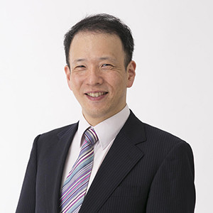 エンターテイナーな講義を繰り広げる 弁理士・宮口 聡講師ってどんな人