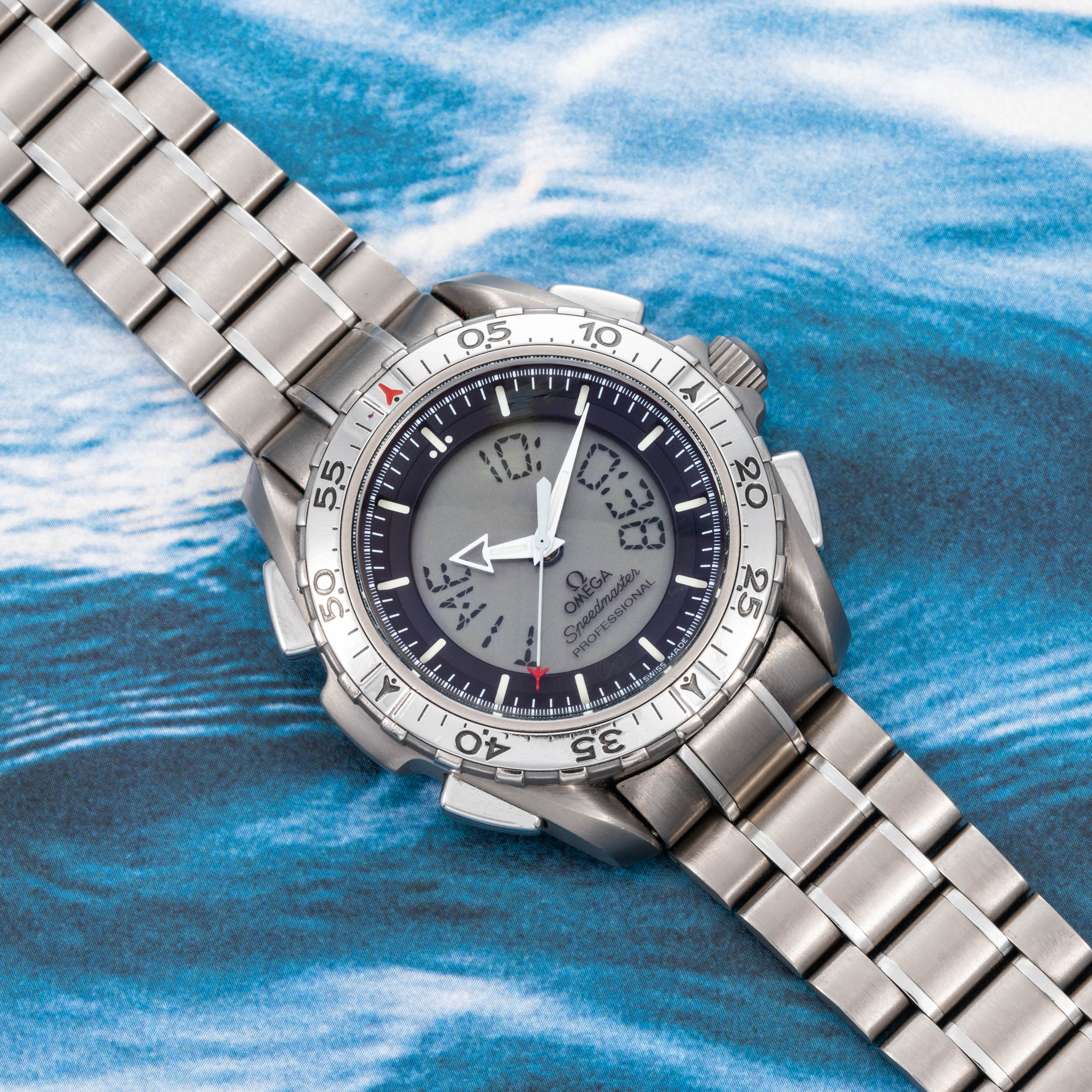 Pre-Owned Omega Speedmaster X-33 40960125/AS07098 | Mayors