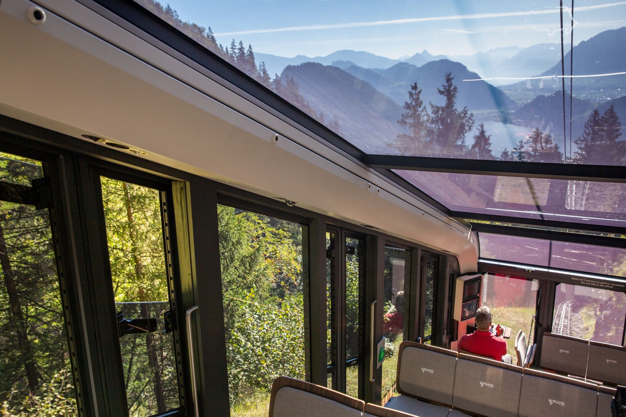 Pilatus summer trip self-guided with cogwheel railway and cable