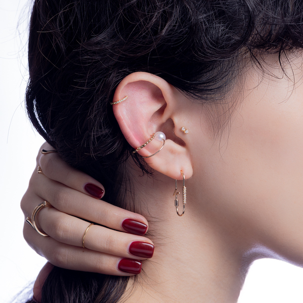 お値下げ！HIROTAKAのロングバーダイヤモンドピアス タイムセール