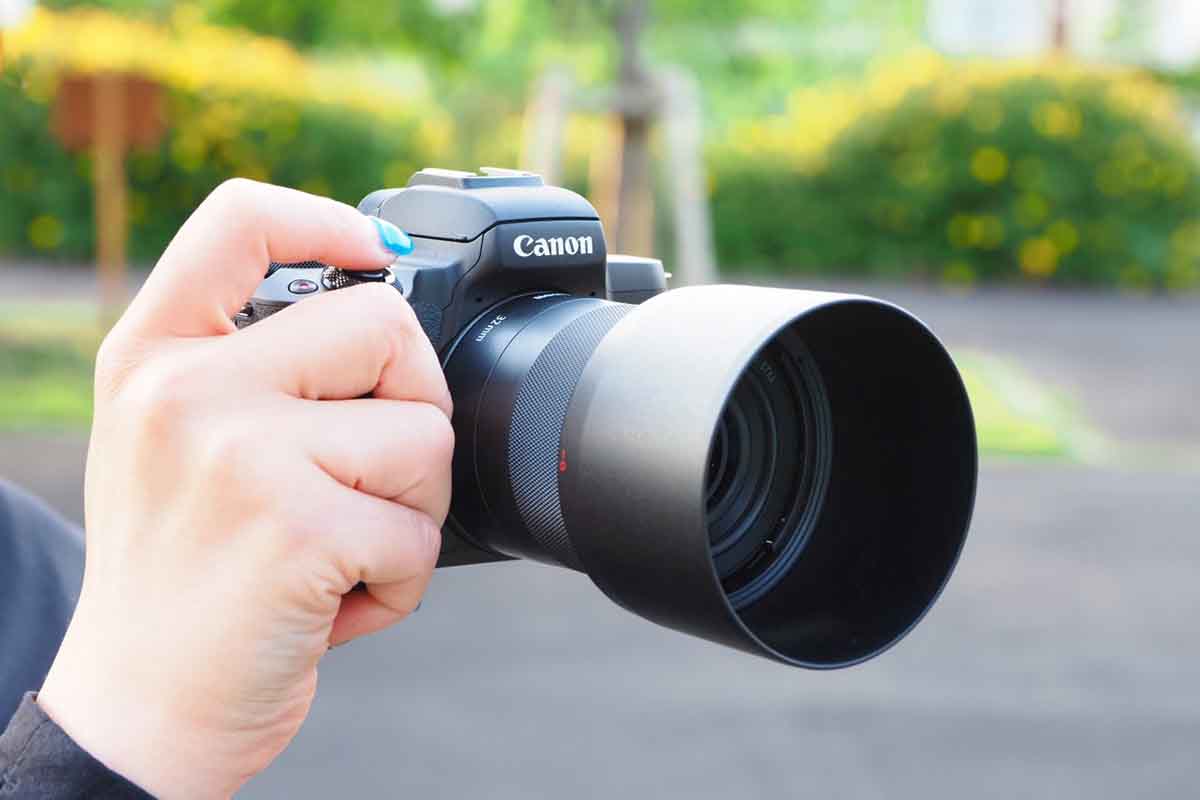 キヤノン「EOS Kiss M2」をプロが実写レビュー！ 子どもを綺麗に撮れる