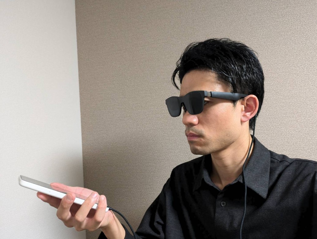 スマホ型AR専用デバイス「XREAL Beam Pro」を実機レビュー！使い方や