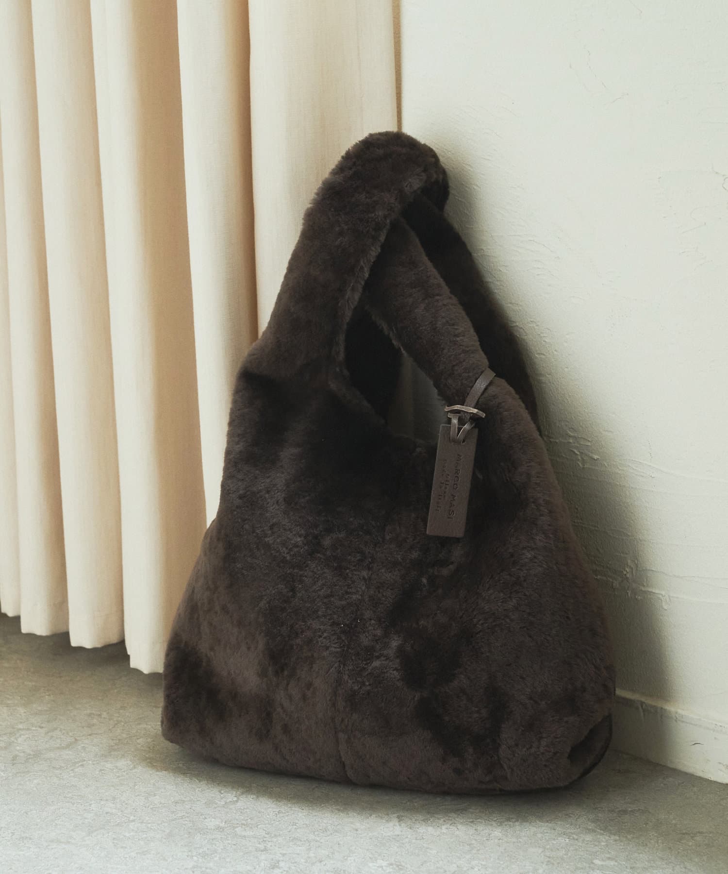 MARCO MASI】ムートンショッパー | Whim Gazette(ウィム ガゼット