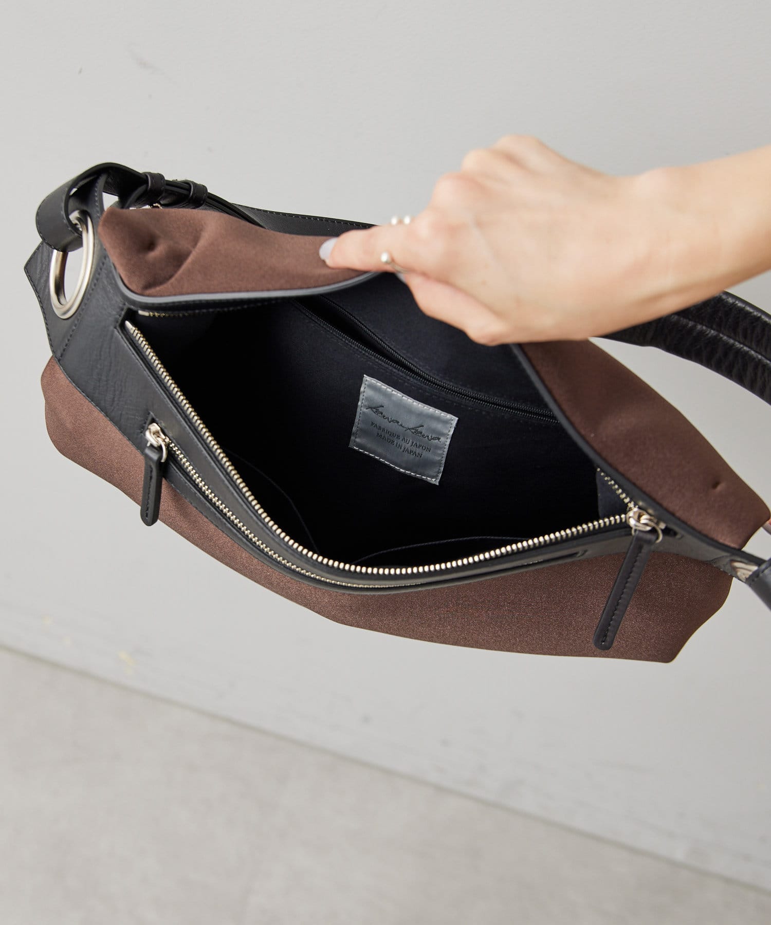 ear別注仕様あり》【kawa-kawa(カワカワ)】NO1290 WETハトメボディ