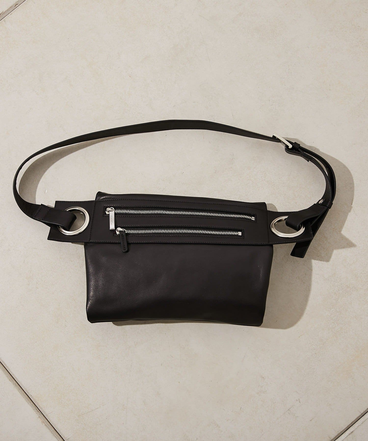 kawa-kawa（カワカワ）】NO1234 hatomeレザーボディバッグMサイズ