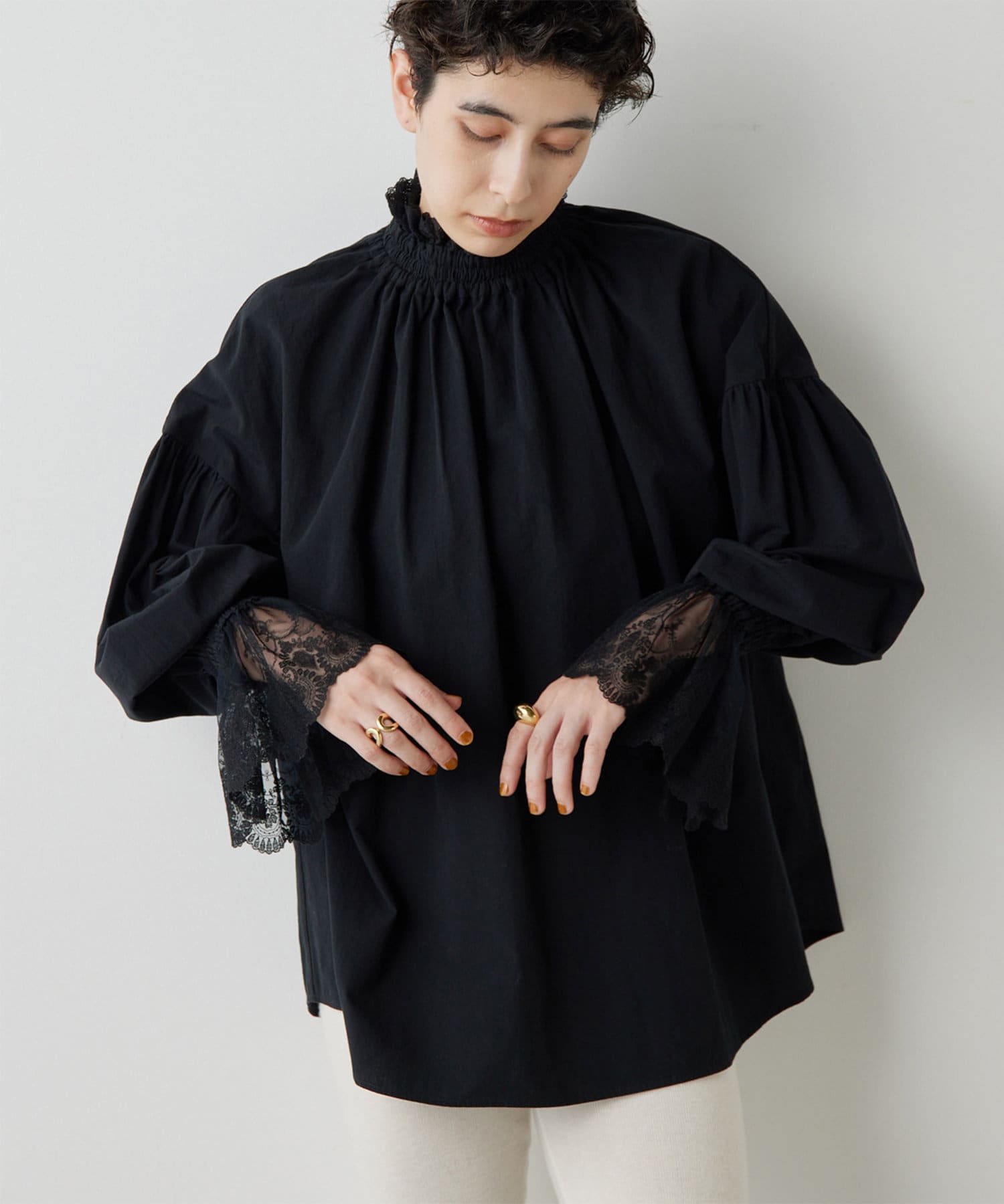 レースギャザーブラウス | Whim Gazette(ウィム ガゼット)レディース