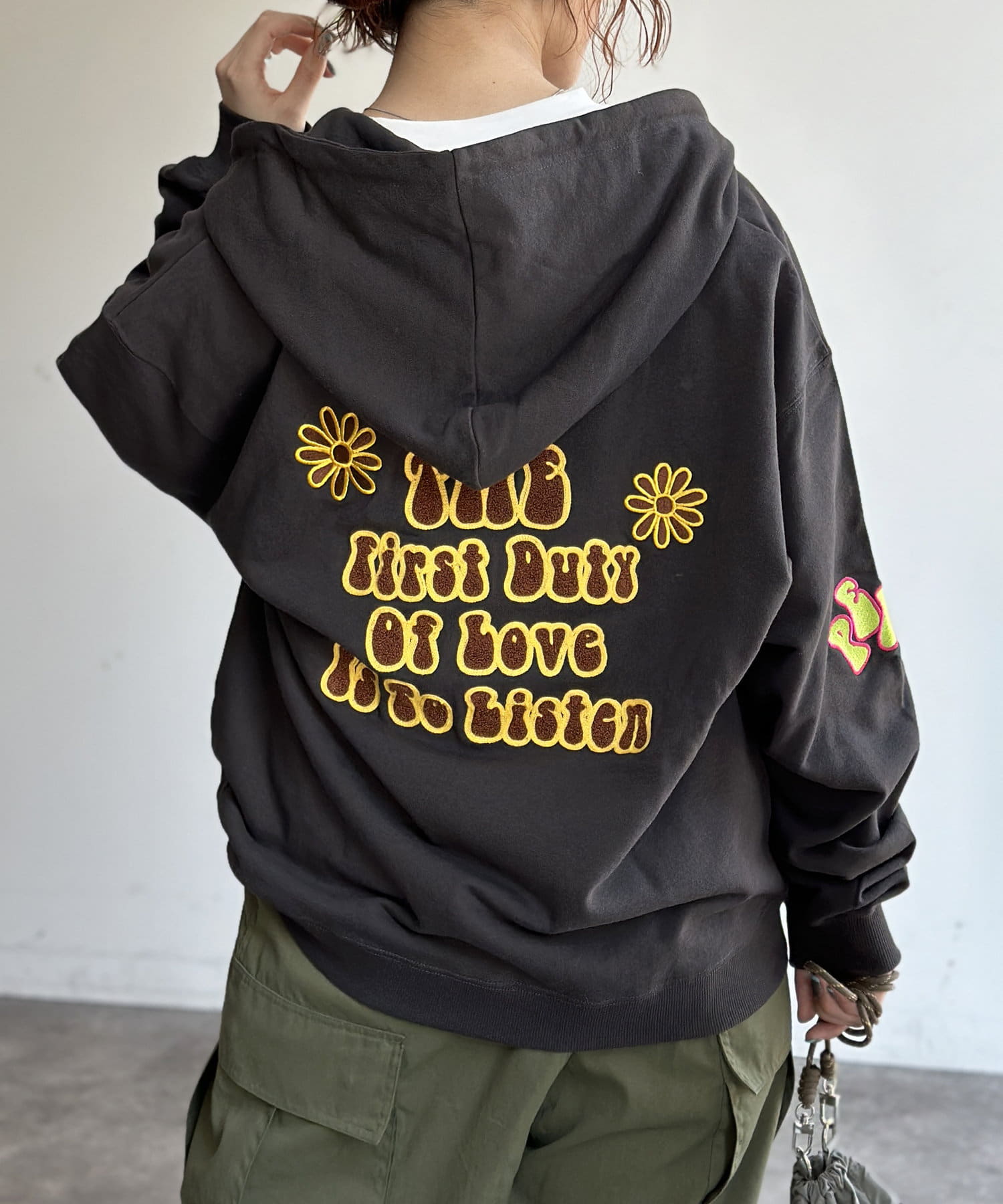 サガラ刺繍ジップパーカー | CPCM(シーピーシーエム)レディース | PAL