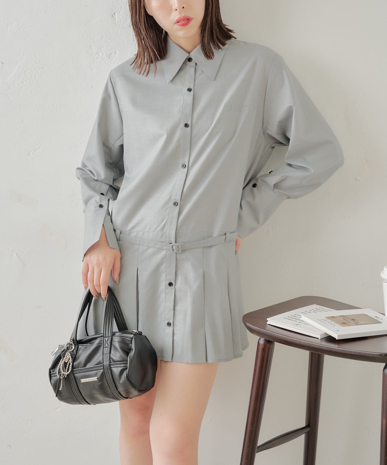 Chico】ローウエストプリーツミニシャツワンピース | OUTLET