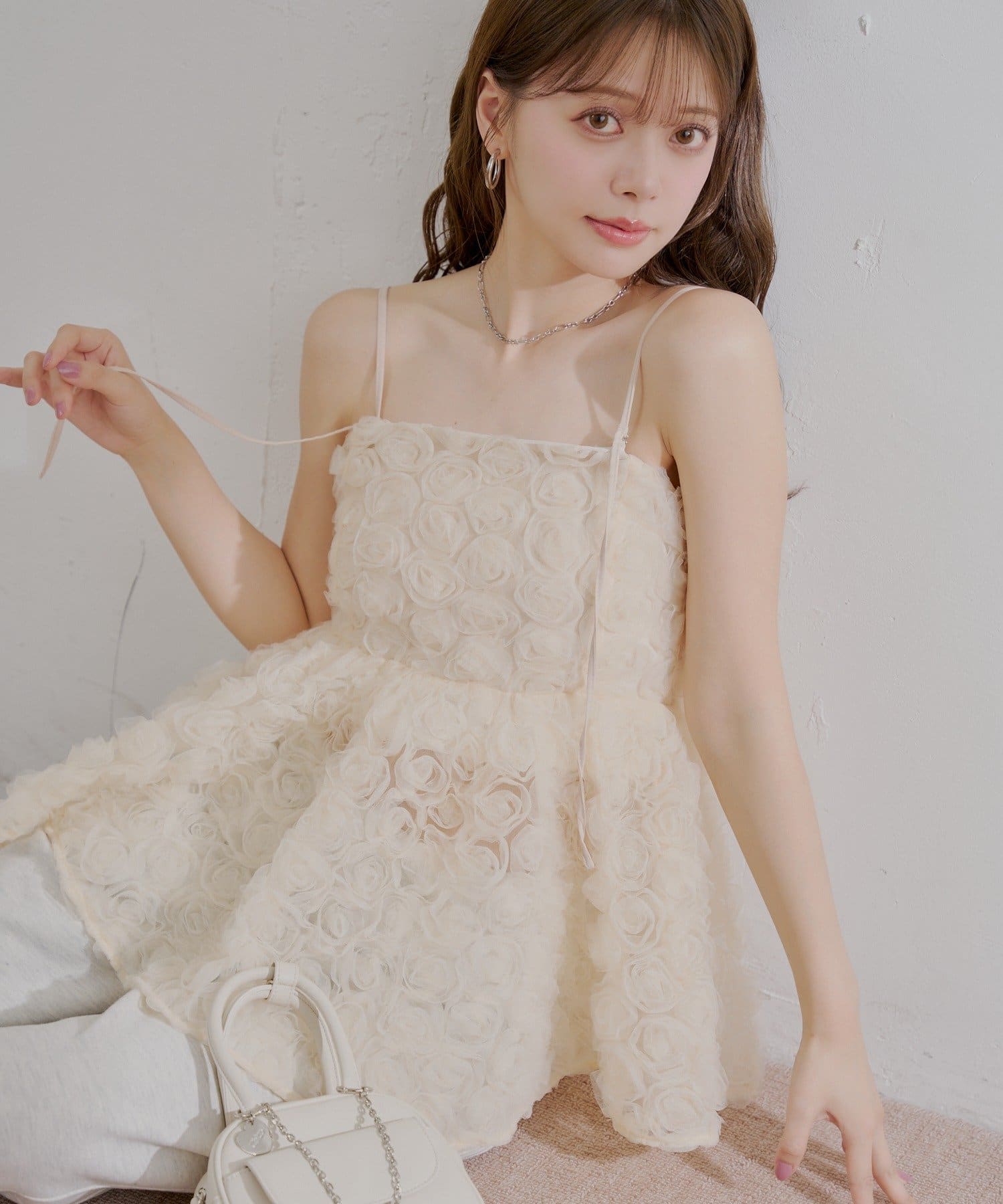 この夏のNO.1着映えブラウス】¨ローズチュールペプラムブラウス¨を