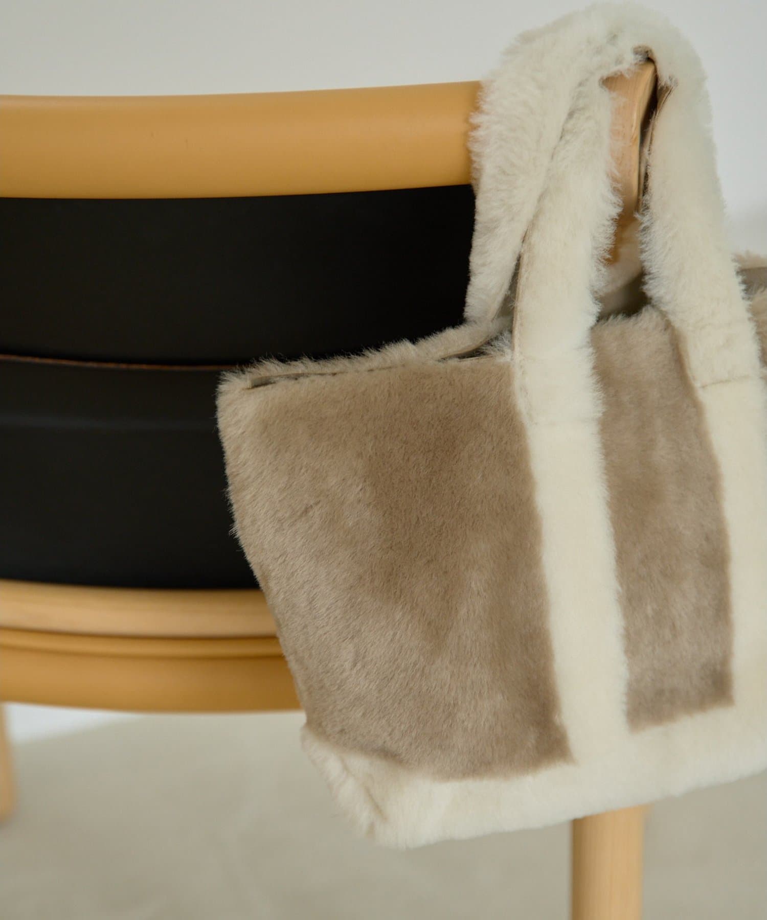 高輪店＆一部WEB限定＞ムートントートBAG | Whim Gazette(ウィム