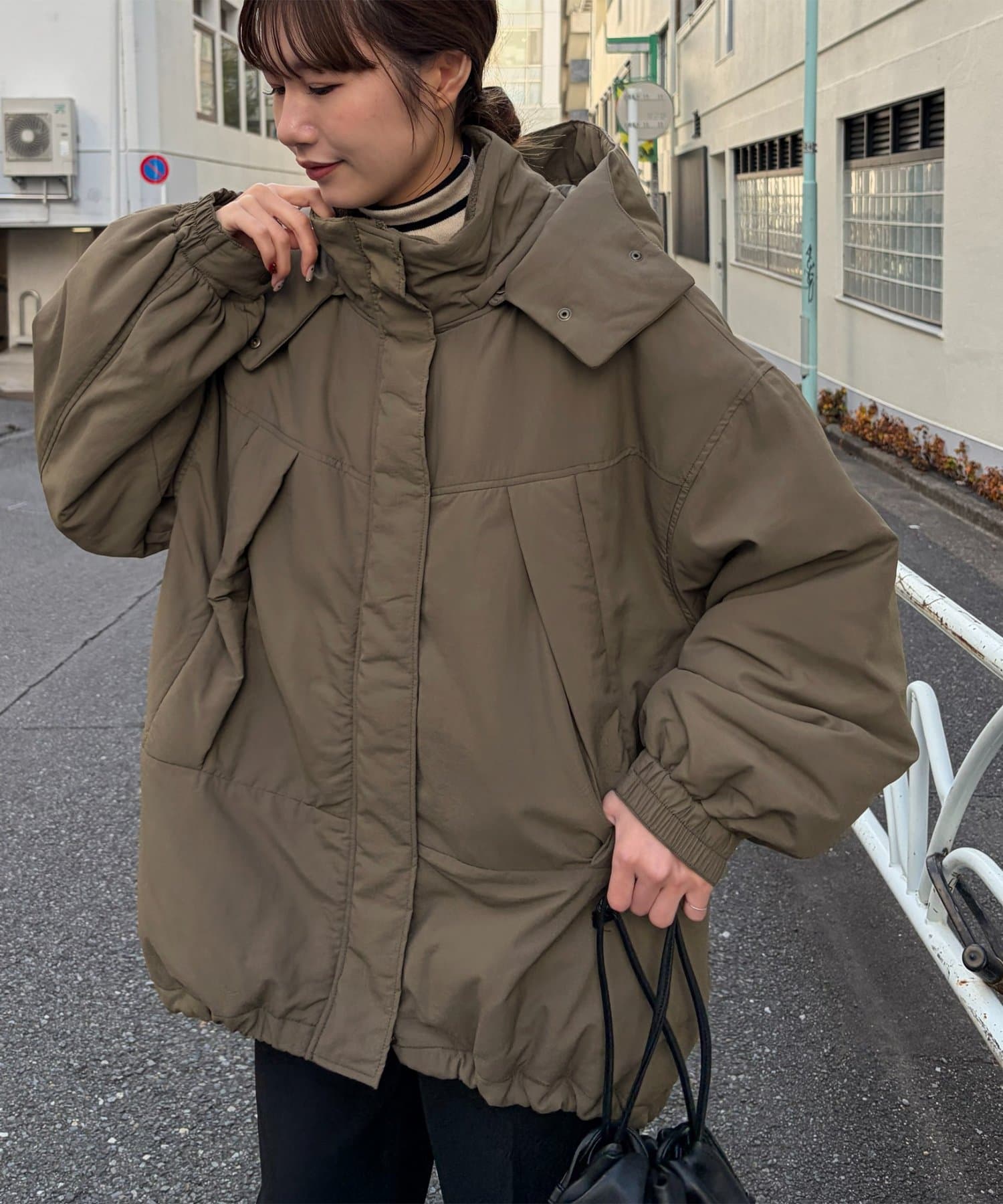 軽量/マフラーいらず】機能中綿モンスターショートコート | DISCOAT