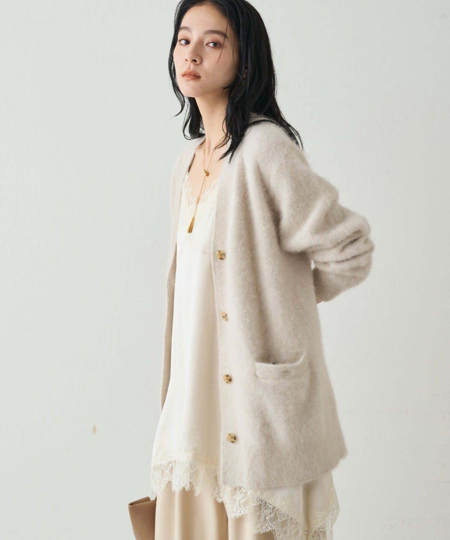 名品】【肌ざわり抜群！】FURカシミヤニットカーデ | LOUNGEDRESS