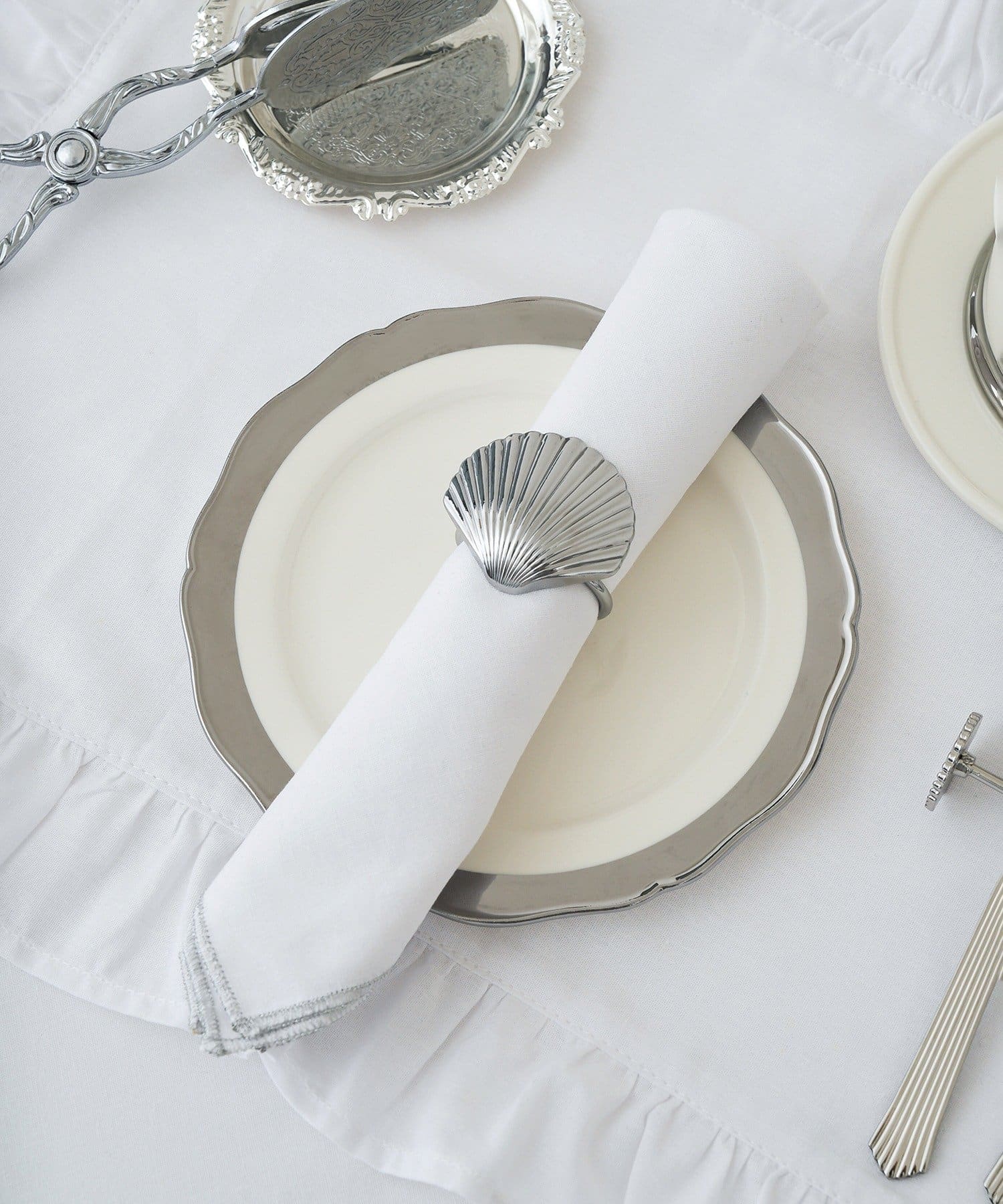 ナプキン&ホルダーセット／SILVER CAFE | 3COINS(スリーコインズ