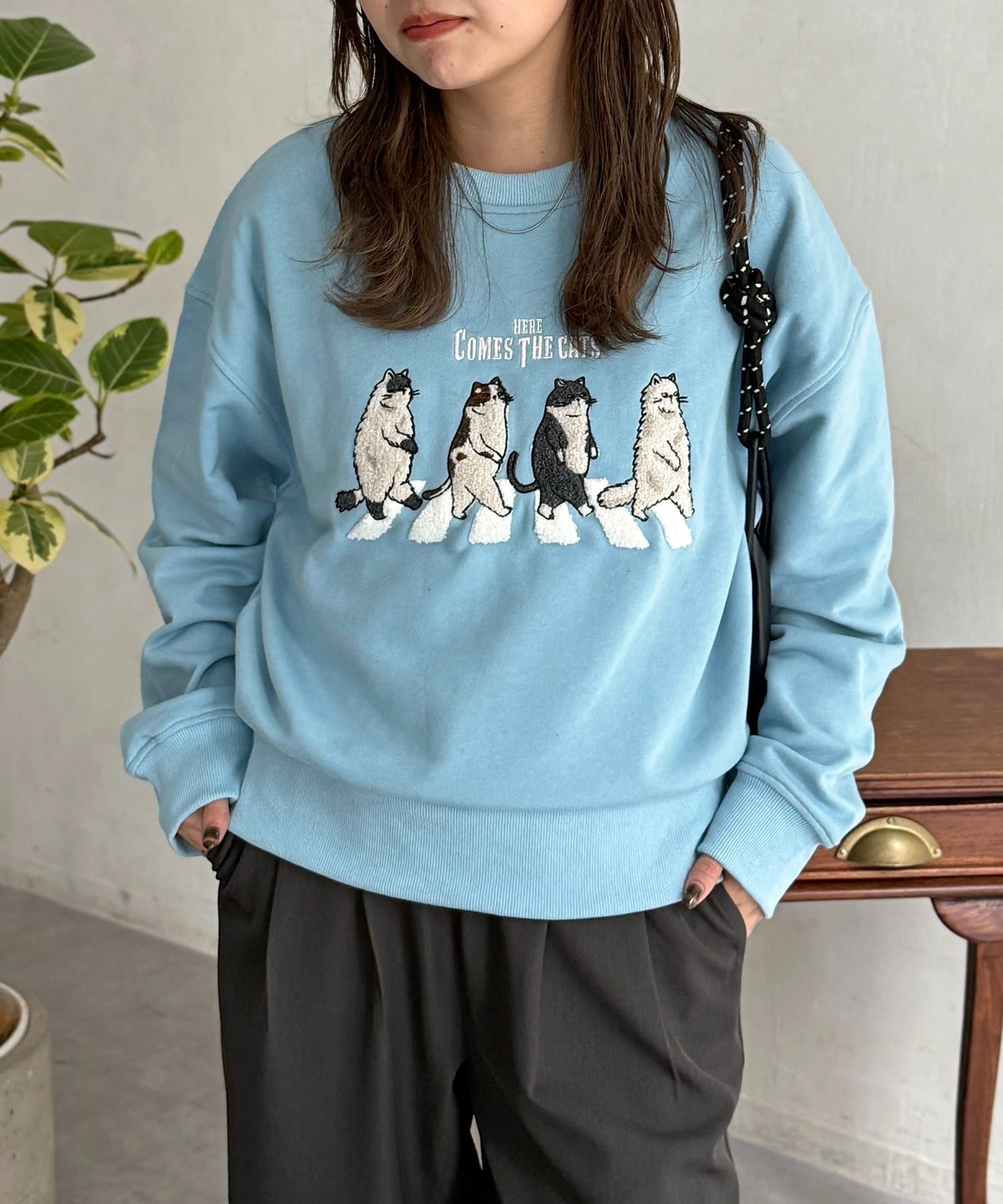 ネコサガラ刺繍裏毛スウェット | CPCM(シーピーシーエム)レディース