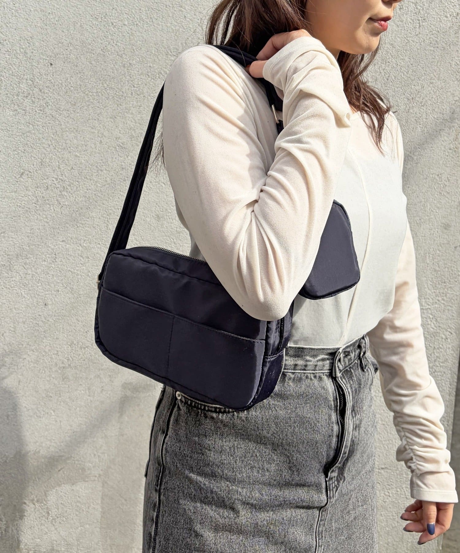 ポーチ付きナイロンショルダーバッグ | Lattice(ラティス)レディース