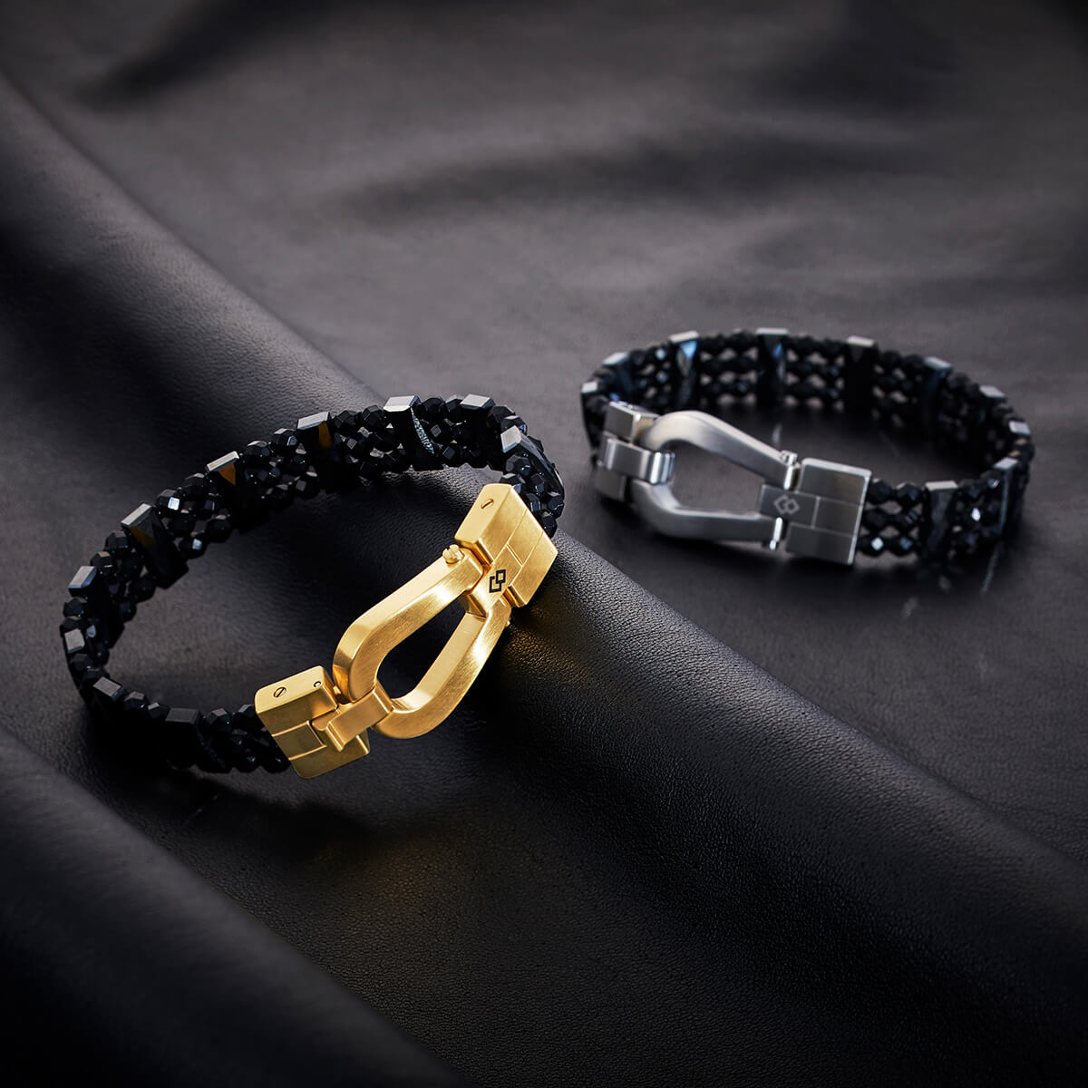 コラントッテ THEO ループ CARO（セオループカーロ） | 腕用磁気