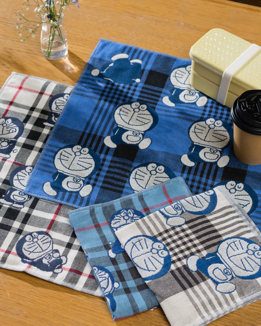 ドラえもんのハンカチの新デザインが登場♪｜ドラえもんチャンネル