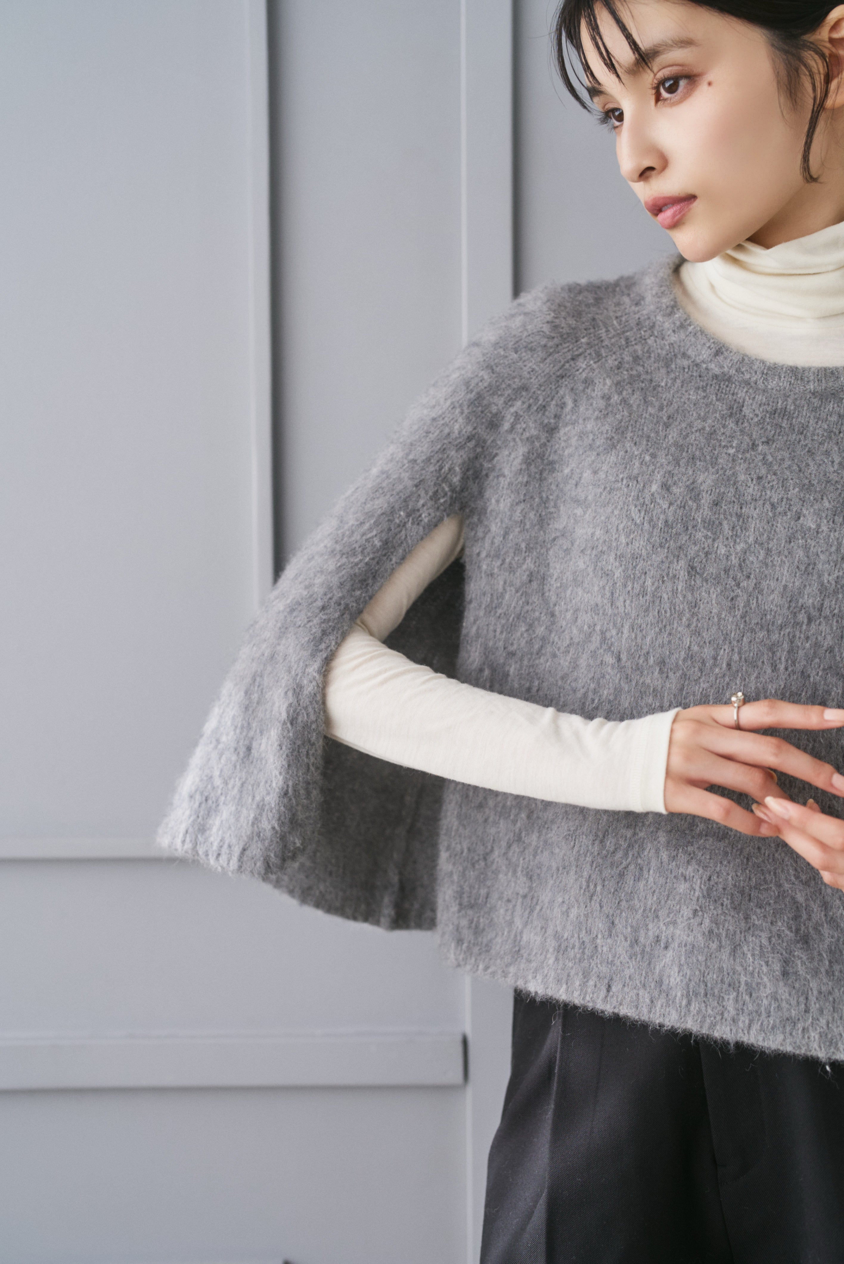 フォックスファーケープポンチョ – CONNSE