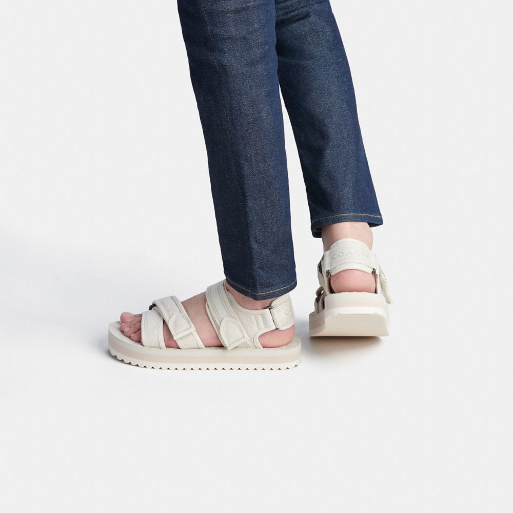 公式】COACH – コーチ | スポーツ サンダル シグネチャー キャンバス