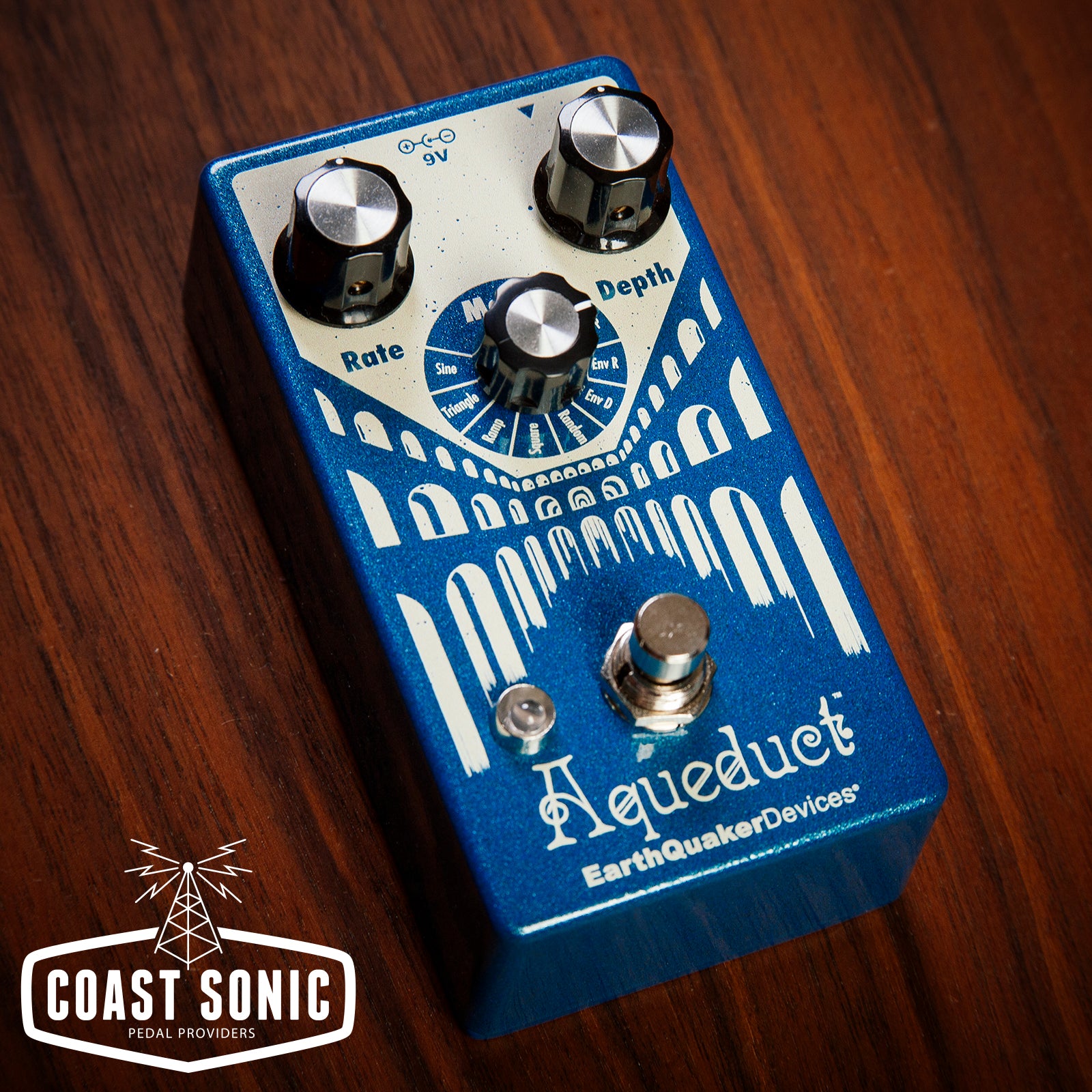 EarthQuaker Devices Aqueduct Vibrato