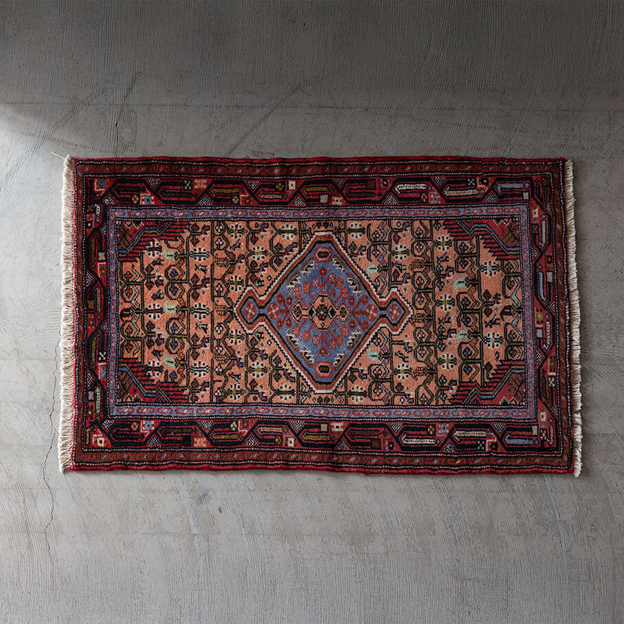 トライバルラグ 117×74cm UK-71-78160 | cocochi ｜ 家具と服と暮らし