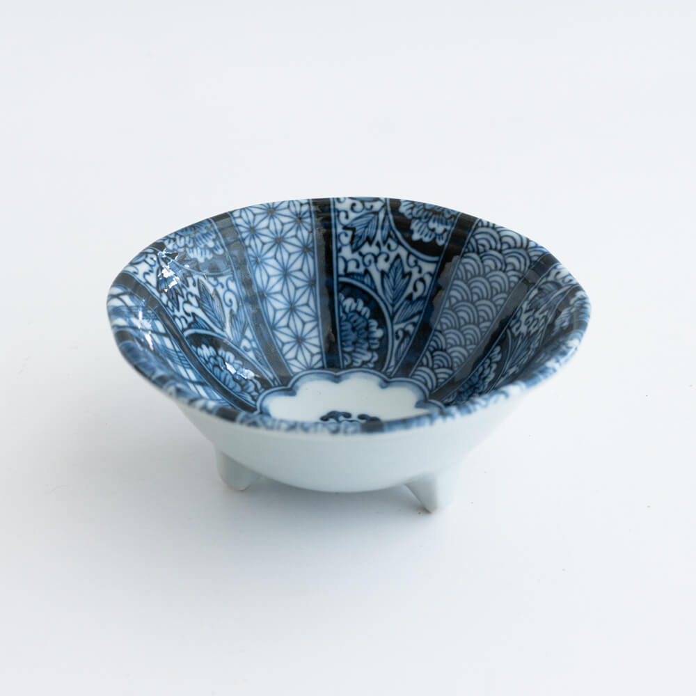 WEB限定】紺青花 三ツ足38鉢 -器市- | cocochi ｜ 家具と服と暮らしの