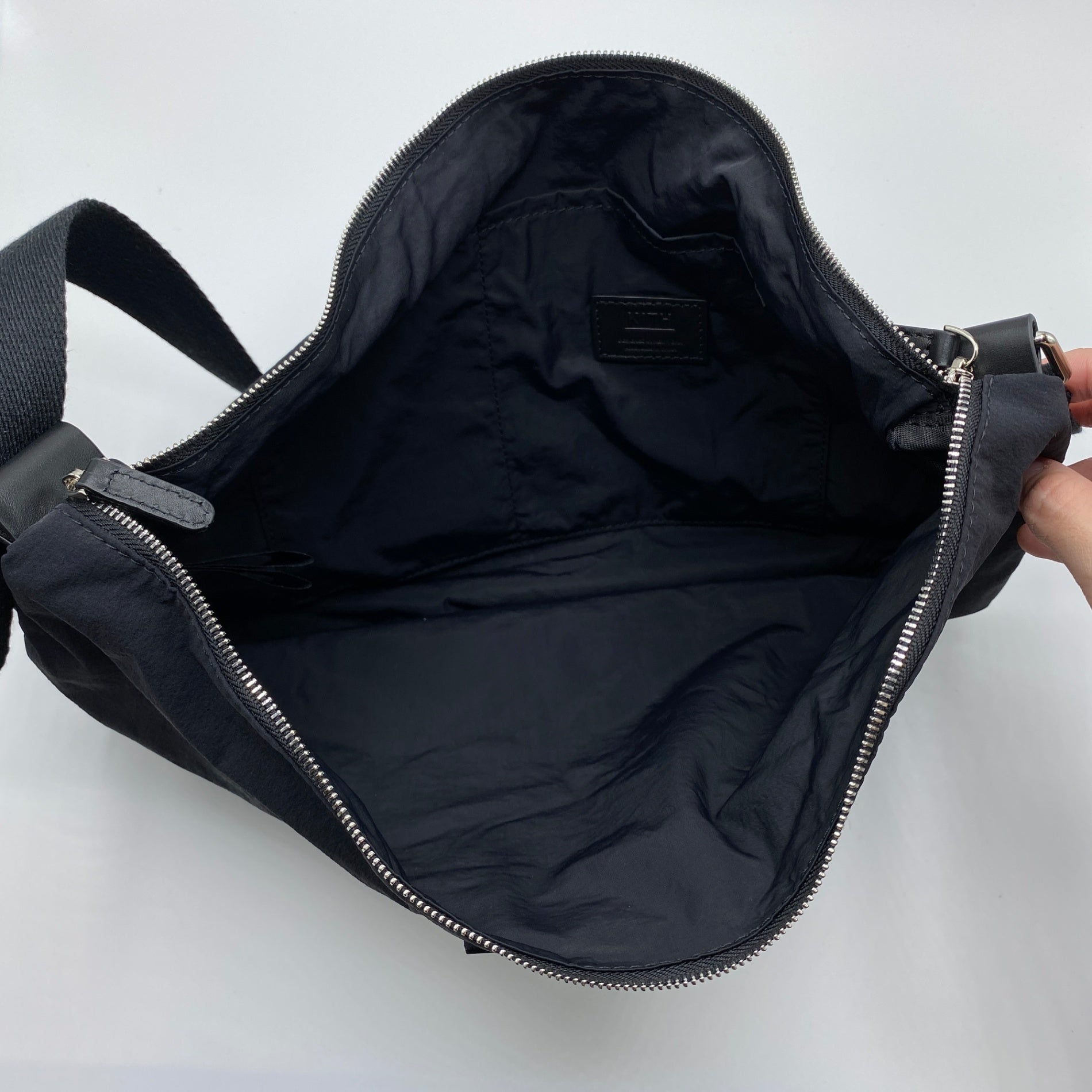 KITH ショルダーバッグ メンズ F 黒系【中古】 – COCOVAL