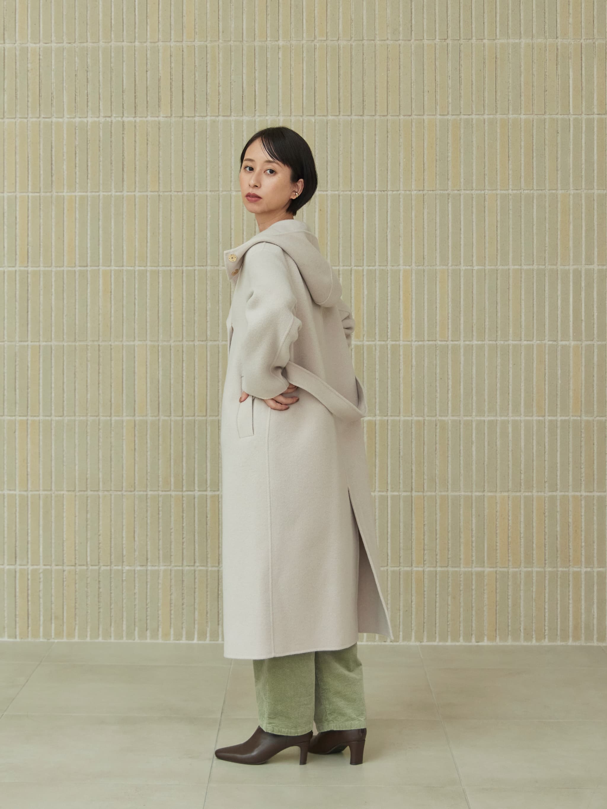 フーディーリバーロングコート | 小柄・低身長女性向けファッション