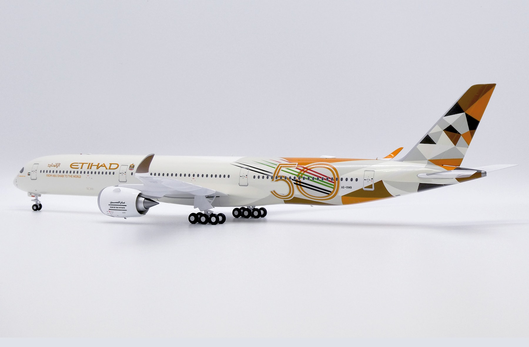 JC Wings 1:200 Etihad Airways Airbus A350-1000 XWB 