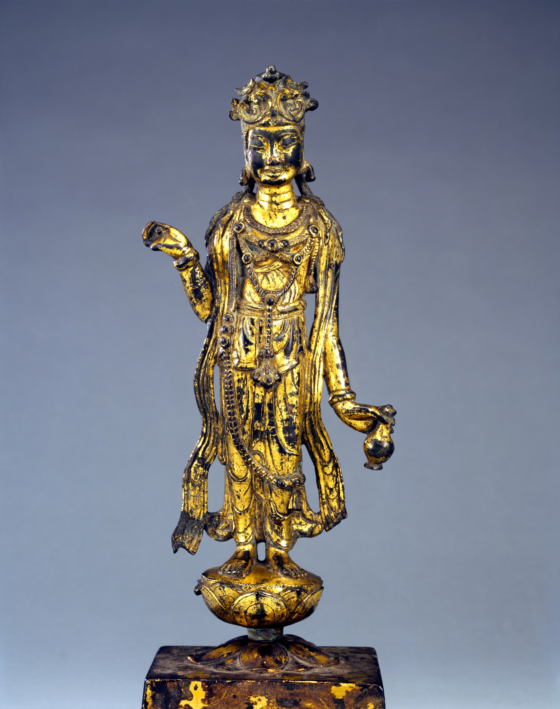 九州国立博物館 | 収蔵品データベース | 観音菩薩立像