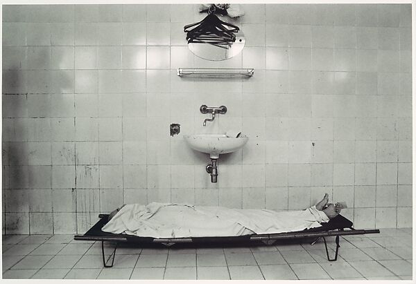 Gilles Peress - Sarajevo, Bosnia - The Metropolitan Museum of Art