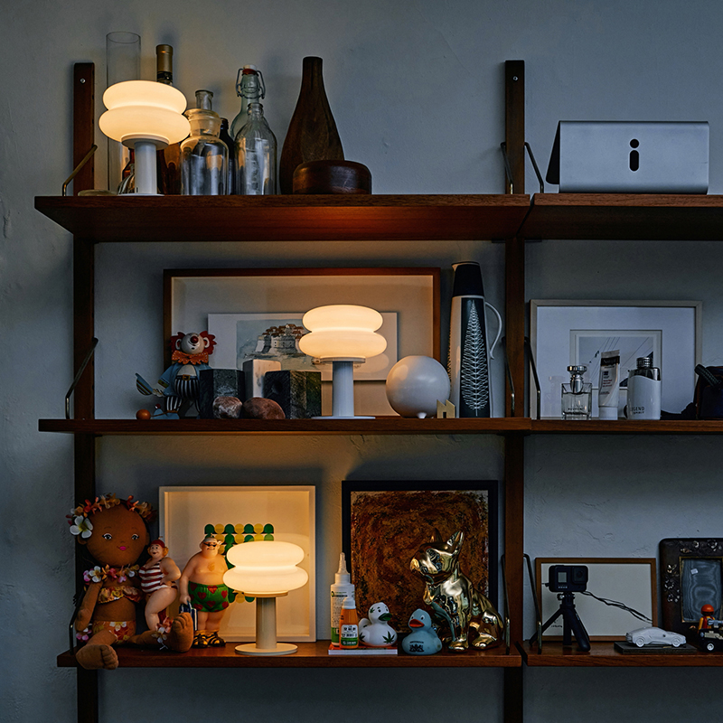 ILKW.（アイエルケーダブリュー）スノーマン 15 ポータブルランプ