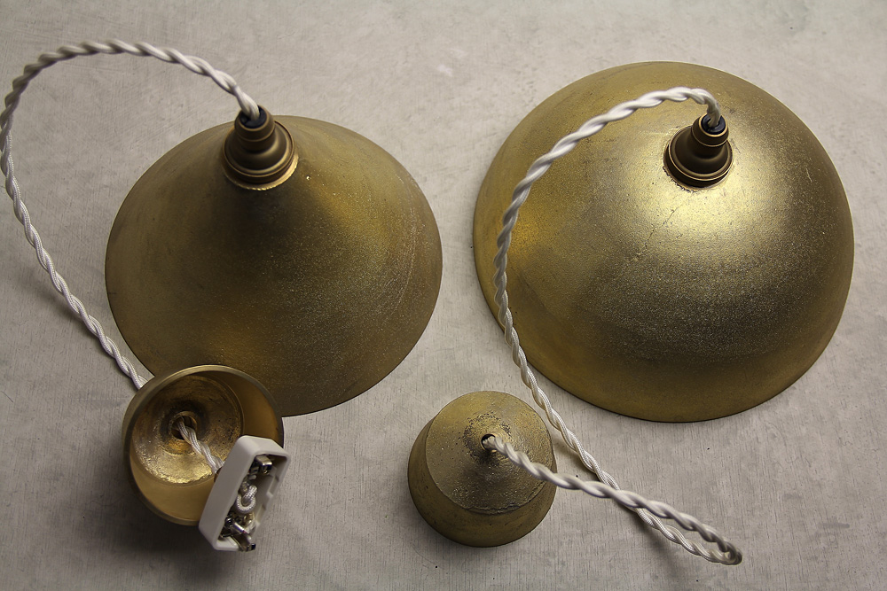 FUTAGAMI (フタガミ) / FUTAGAMI (フタガミ) ペンダントランプ 円錐