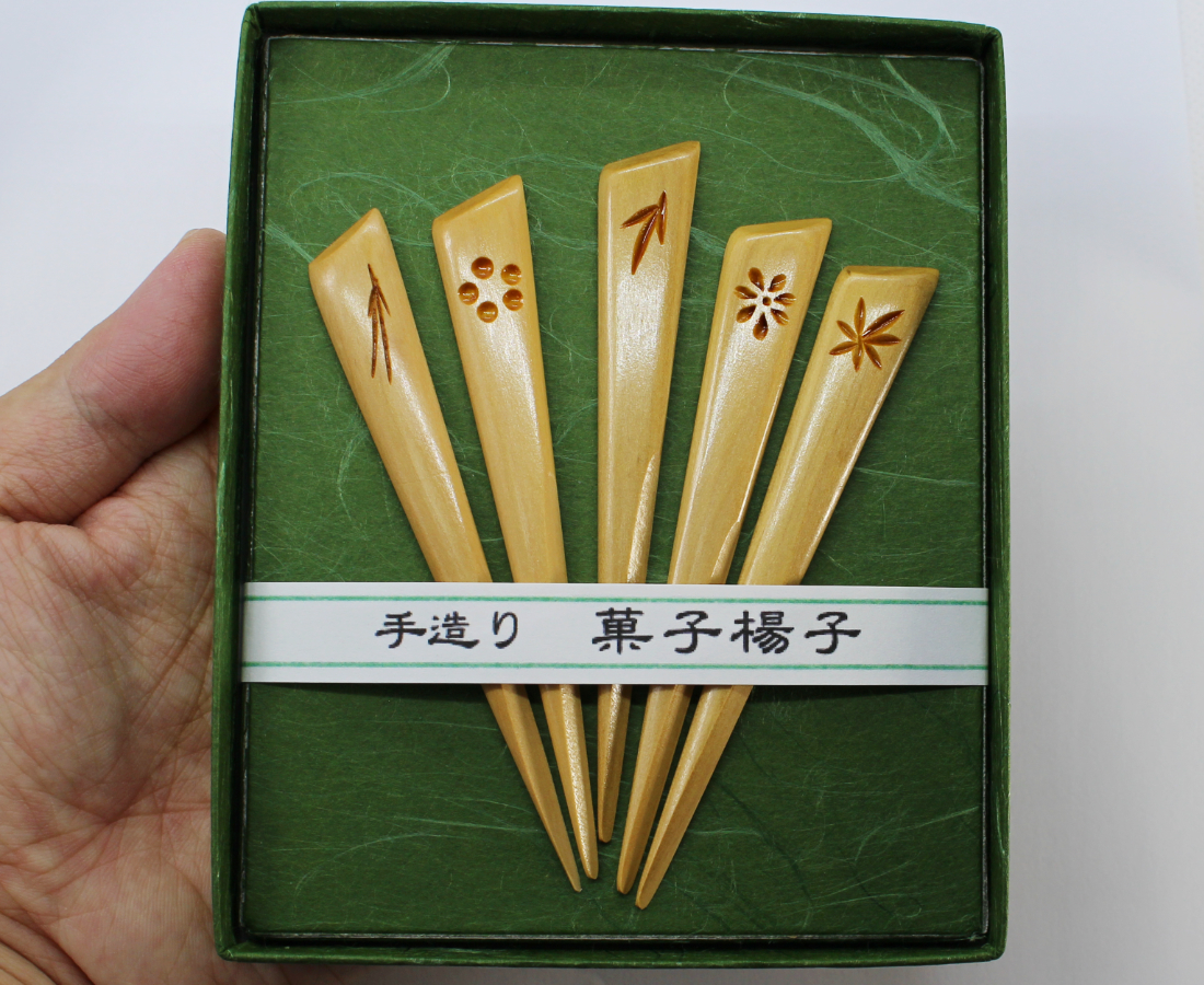 可愛いツゲ(黄楊)三角菓子楊枝5本入り/羊羹 ういろう わらび餅和菓子
